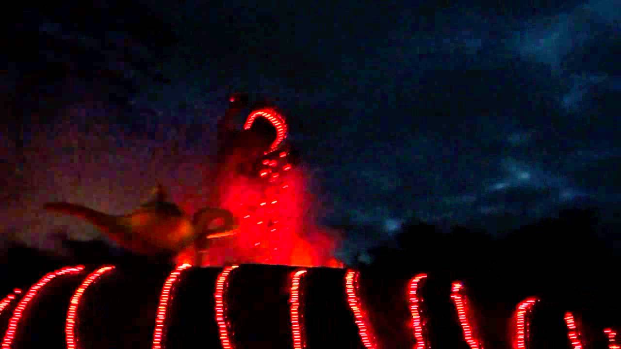 Disney's Fantillusion Parade, Jarfar. (HD)