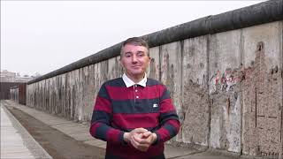 Берлинская стена Конрад Шуман как пограничник перепрыгнул