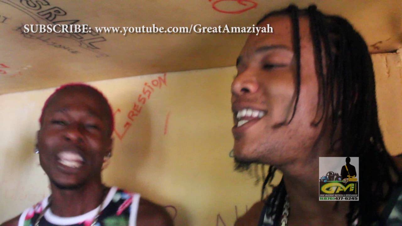 Pink Boss & Ten Point Leads Out on Happy Groove Rihdim 2016