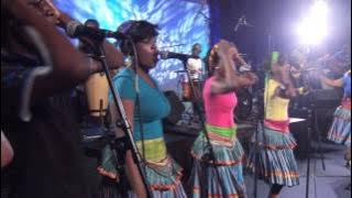 Ngoana Wa Sione  feat. Mmakwene Nkosi - Ngoana Wa Sione  (Live) ()