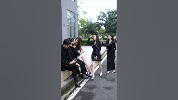 help je #kort #trinhhyy #koppel #grappig #kortevideo #kort #liefde #komedie #giaitri