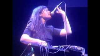 Julianna Barwick - Bob In Your Gait (Live @ Purcell Room, Southbank Centre, London, 18/06/13)
