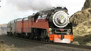 Disco Modern Koting - Victoria Train. Super Speed Travel Race Drive