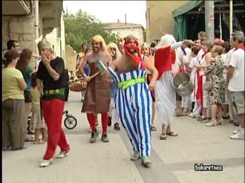 sentar monigote de nieve Productivo Disfraces fiestas "Asterix y obelix" Aibar 2012 - YouTube