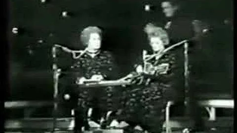Maybelle & Sarah Carter on The Johnny Cash Show