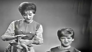 The Lennon Sisters   Dominique 1963