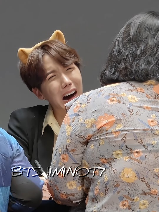 Others member with army 😍but tae jhope army can't escape from their teasing 🤣🔥