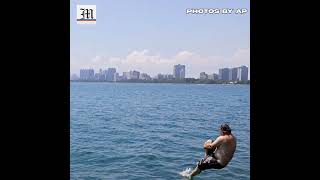 Chicago man jumps into Lake Michigan for 365th straight day