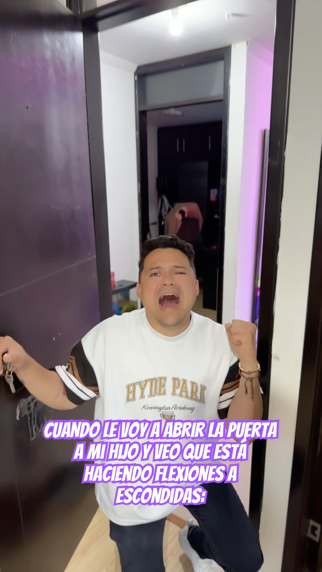 Cuando le abro la puerta a mi hijo y lo veo haciendo ejercicio a escondidas #music #nostalgia #autom