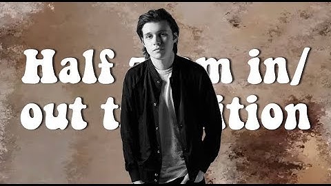 half zoom in/out transition :)