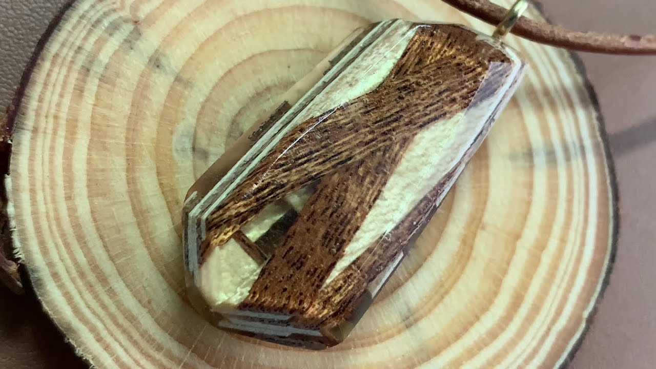 Amazing resin art Pendant with wood veneers EasyDIY Resinart