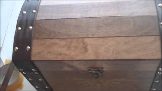 I Built a Legend of Zelda Themed Treasure Chest!