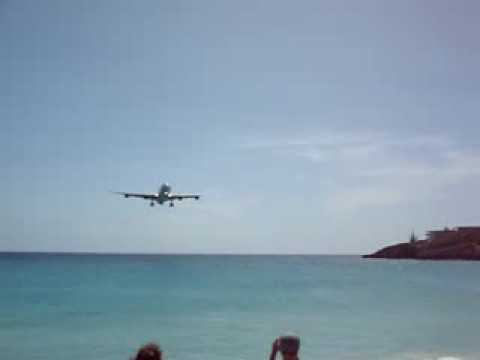 747 Plane Landing Maho Bay Beach St Maarten St Mar...