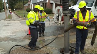 Petersburg crews clear storm drains ahead of Ian