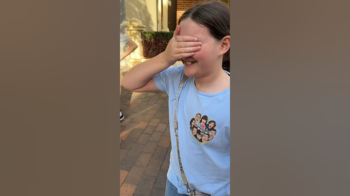 ALIYAH MEETS TAYLOR SWIFT 😜 #surprise #aussiefamily #taylorswift #swiftie #meetingtaylorswift