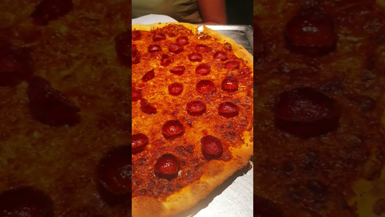 Late dinner at the Yellow Cab on Burgos Circle BGC. 