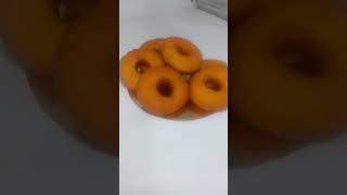 Celebrity breadman tasty donut made by breadman Wealth