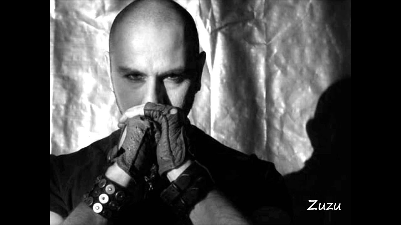 在 YouTube 上觀看「Demir Demirkan - Zaferlerim」
