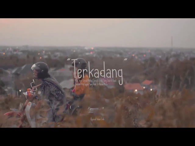 SMVLL - Bidadari Senja (Official Video) class=