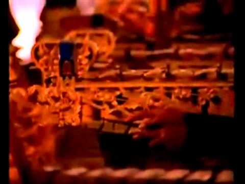 CINTA INDONESIA - Vina Panduwinata (Guruh Soekarno Putra)