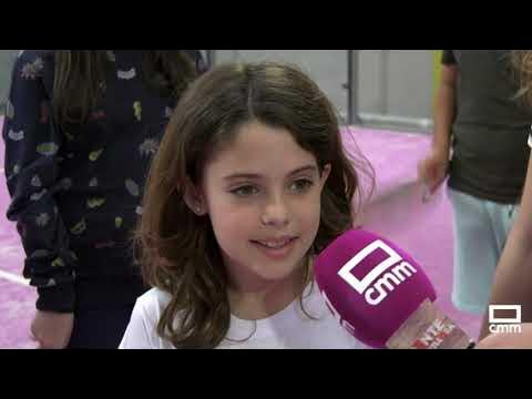 Plumber oshxonada sikishadi Shirin qiz jinsiy aloqa