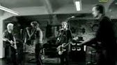 Die Toten Hosen // Das ist der Moment - YouTube