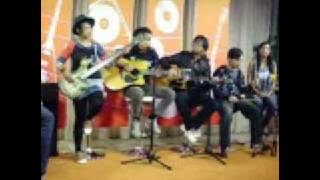 Overload Romance 'Layang-Layang' @ FYI
