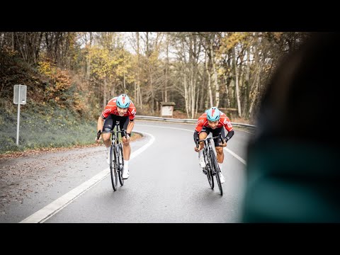 Video: LottoNL-Jumbo keitimo rinkinys, kad išvengtumėte susidūrimo Tour de France