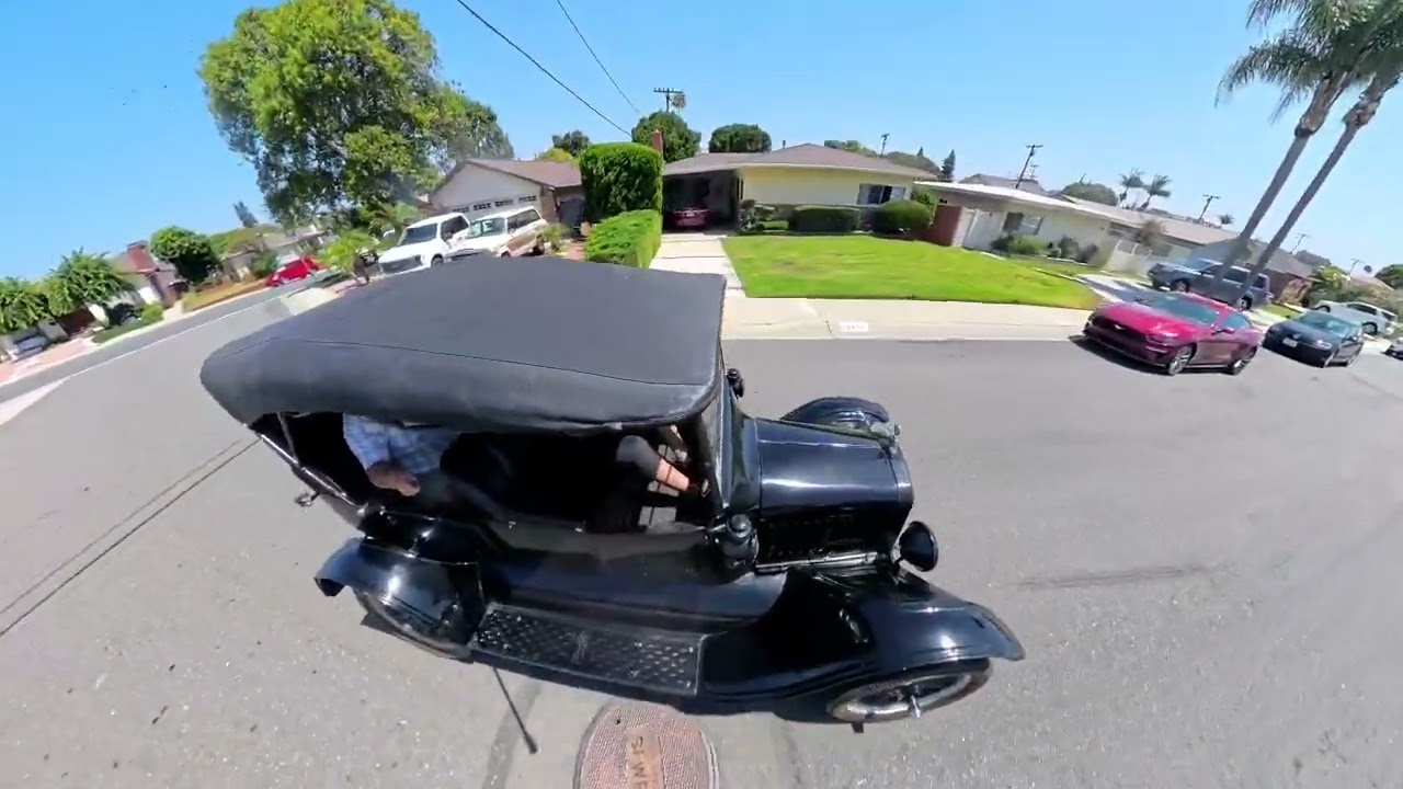 Top Up Cruising in the Neighborhood 1925 T