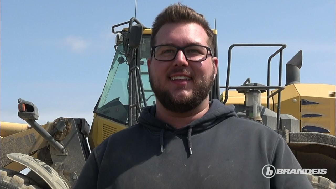 Clifford Aggregate Inc. Likes Comfort & Reliability of Komatsu WA500