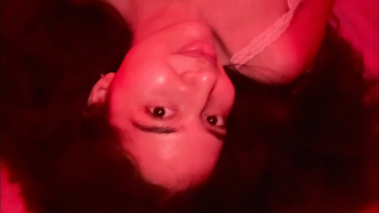 моя любовь не проклята 🥀🗡️🖤❤️🃏(для моих навязчивых и сильных девчонок)