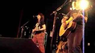 Indigo Girls: Yield, Manchester