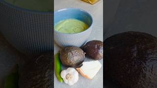 Easy Taqueria-Style Avocado Salsa (Creamy Taco Sauce) 🌮🥑