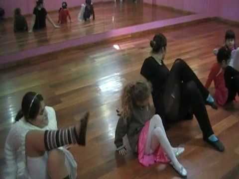 JOHANNA OBEROSLER CLASE PRACTICA DE DANZA JAZZ ACA...