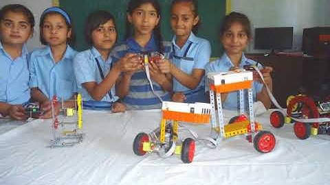 MOdern SAndeepni School--Robotics 2013