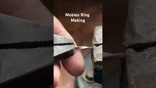 Mobius Ring Making Jewellery Make #weddingring #jewellerymake #handmadecrafts #weddingband