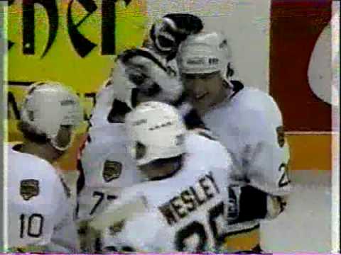 Bruins History: 18 Years Ago Today: 'And After 22 Years, Raymond Bourque!