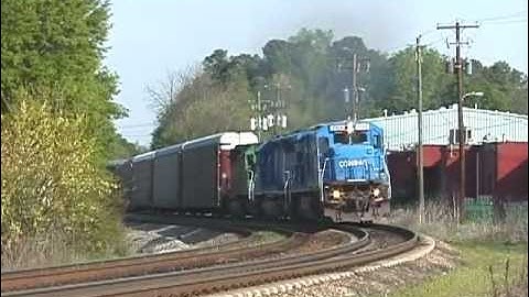 CSXT Train Q228 with Rainbow Lashup and Old Conrail GE Leading in Smyrna, Georgia