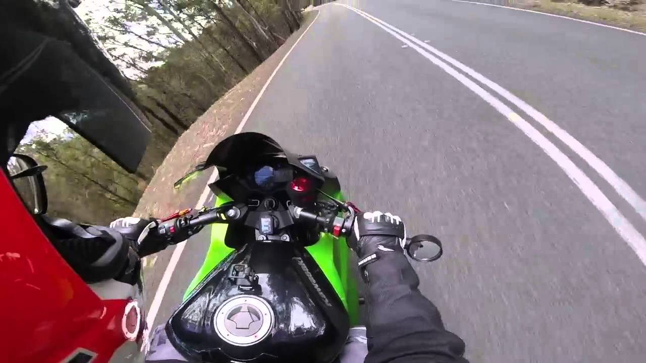 Beechmont Range 06-12-2015 on a Kawasaki Ninja 1000 