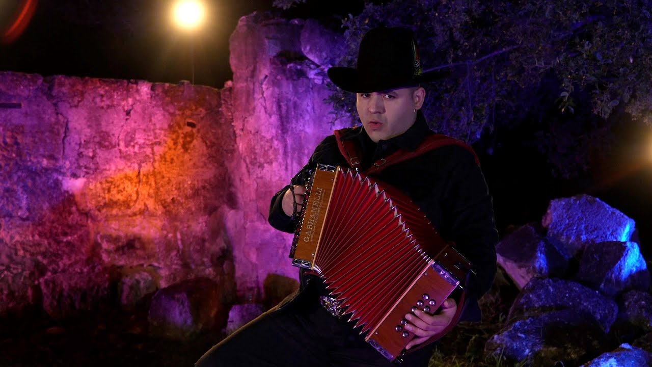 Los Tercos - Lejos De Casa