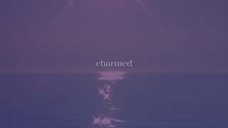 Смотреть клип Stephanie Quayle - Charmed (Lyric Video)