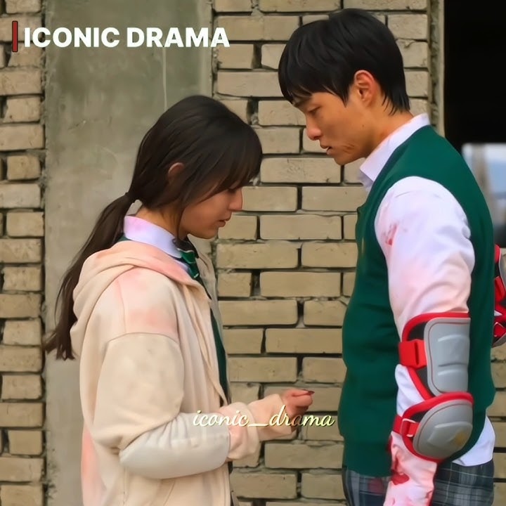 This scene shattered my heart into pieces 🥺💔 || Kdrama 🎭 ~ All of Us Are Dead ✨ || #kdrama #shorts