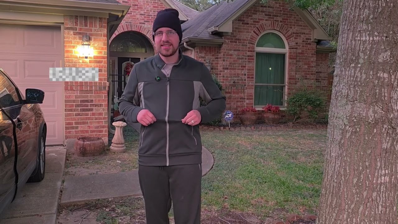 What You Should Know Before Buying the Men's Tracksuits W9014