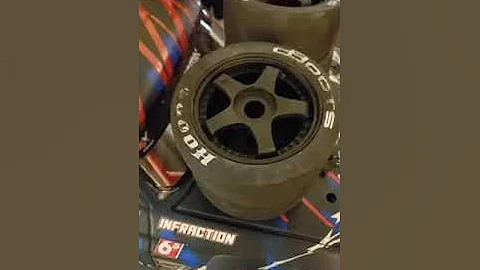 ARRMA DBoots Hoons 42 100mm Silver Belted RC Tires Review, Not made to last!!
