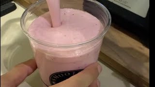 مخفوق الفراولة       ‏Strawberry shake