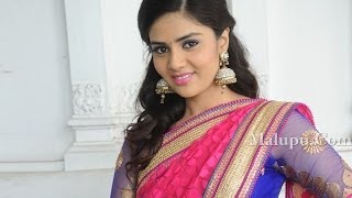 Srimukhi Hot In Saree