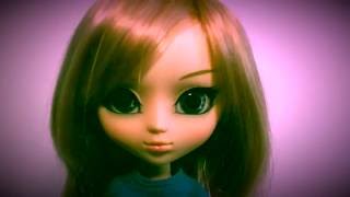 Ingrid Michaelson - Girls Chase Boys - Stop Motion Pullip Mv Updates