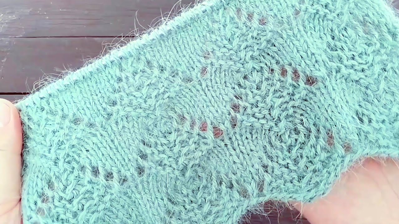 Симпатичный ажурный узор спицами + Схема