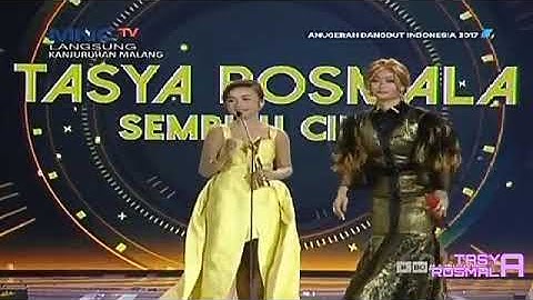Tasya Rosmala 😘😘