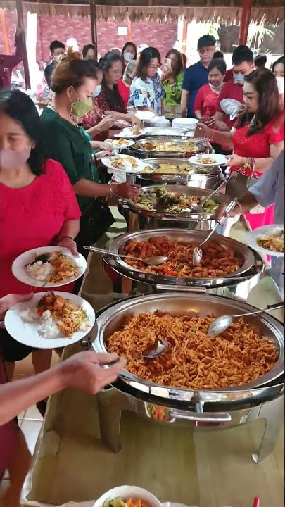 makan besar prasmanan restoran room bandara#shorts